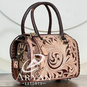 Bolsa de Viaje de Cuero Vacuno Genuino Hecha a Mano, Estilo Western, Diseño Premium, Unisex - Product Image 1