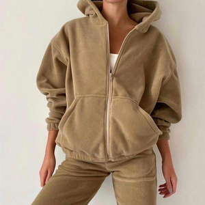 Ensemble deux pièces décontracté et sportif pour femme : sweat à capuche zippé ample et pantalon – Collection Automne-Hiver 2026 - Product Image 2