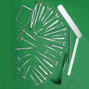 Juego de Instrumentos Quirúrgicos Manuales para Hernia NEMASCARE de Acero, 30 Piezas, con Certificación CE para Uso Hospitalario - Product Image 2