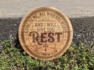 Arte Murale in Legno con Versetto Biblico Inciso, Design Personalizzabile - Product Image 5
