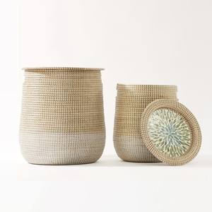 Cesto de lavandería de mimbre con tapa de nácar, cestas de almacenamiento decorativas tejidas a mano para sala de estar, dormitorio y baño - Product Image 3