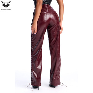 Pantalon sexy en cuir verni marron brillant pour femme, avec détails de lacets latéraux, taille haute, coupe skinny, en similicuir PU, idéal pour les sorties nocturnes et les clubs. - Product Image 2