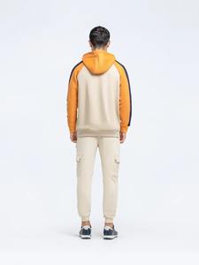 Sudadera con Capucha Extra Grande para Hombre con Estilo Urbano Moderno Desarrollada por los Mejores Fabricantes de Ropa - Product Image 2