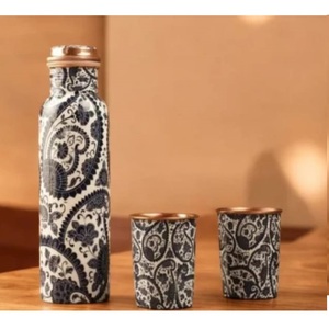Juego de 4 Botellas de Cobre Puro para Jugo de Limón y Bebidas, con Adhesivo Decorativo, Diseño Clásico, Botella de Cobre con Impresión Esmaltada - Product Image 3