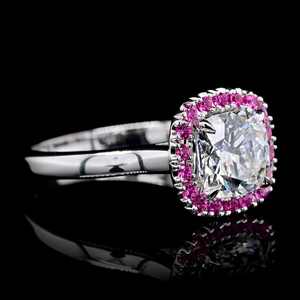 Anillo de Compromiso y Boda para Mujer, Hecho a Mano, Plata 925, con Diamante Moissanita Corte Radiante, Bañado en Oro de 18K, Venta al Por Mayor - Product Image 6