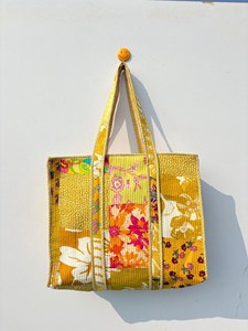 Sac fourre-tout matelassé en coton imprimé à la main, motif floral, style bohème, décontracté, avec fermeture éclair, pour la plage et les voyages, pour femmes - Product Image 1