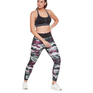 Conjunto de Yoga Sólido de Dos Piezas: Leggings de Cintura Media y Sujetador Deportivo Racerback, Ropa de Entrenamiento Elástica en Cuatro Direcciones (Spandex/Nylon/Poliéster) - Product Image 1