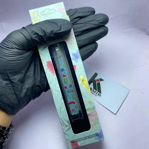 Pince à épiler professionnelle en acier inoxydable pour cils, à pointe inclinée, de précision, réutilisable pour usage en salon chez Kaamir Instruments - Product Image 3