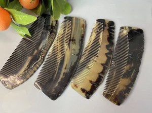 Peine para el cabello estilo cuerno de fantasma de moda con dientes largos, para el cuidado del cabello y peinado elegante, para decoración del hogar y vestidores, al mejor precio. - Product Image 5