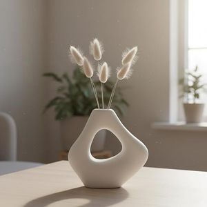 Vase en céramique blanche minimaliste en forme de donut, en porcelaine mate, pour table, décoration florale, décoration de la maison, décoration de mariage - Product Image 1