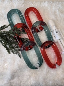 Chaînes décoratives en résine colorée au design moderne, logo personnalisable pour les tailles grandes et courtes - Product Image 2