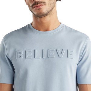 Camiseta en relieve de moda con logotipo personalizado de alta calidad, ropa de calle de cuello redondo de algodón 100%, ropa informal, camiseta en relieve personalizada para hombres Premium - Product Image 3