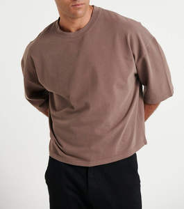 Camiseta de corte cuadrado con logo personalizado, estilo streetwear, de algodón grueso, top corto, camiseta gráfica oversize de corte holgado para hombre - Product Image 5