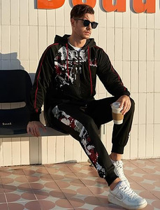 Conjunto Deportivo Urbano para Hombre con Sudadera con Estampado de Grafiti y Pantalones Jogger, Negro y Borgoña, Informal, Transpirable - Product Image 3