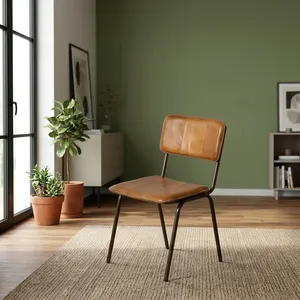 Silla de Comedor Moderna de Cuero Sintético con Patas de Metal, Diseño de Mediados de Siglo, Asiento Tapizado para Uso en el Hogar u Oficina - Product Image 3