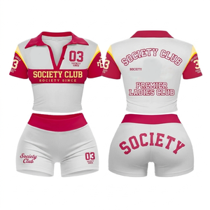 Ensemble short et sweat à capuche pour femme en coton et polyester 320 GSM, avec impression en relief, broderie et logo personnalisé, 100% coton - Product Image 6