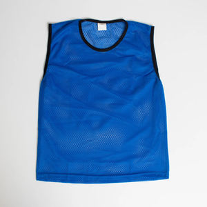 Chalecos Deportivos de Malla para Entrenamiento de Fútbol con Logotipo Personalizado de Alta Calidad, Reversibles de Doble Cara y Transpirables - Product Image 5