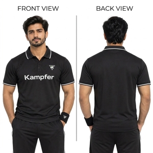 T-shirt de tennis moderne pour hommes, doté d'une construction respirante, d'un ajustement confortable et d'un look sportif, idéal pour l'entraînement. - Product Image 6