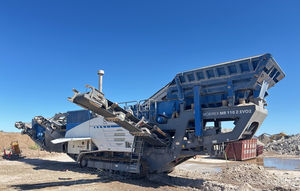 Concasseur à mâchoires Kleemann MR110Z EVO de haute qualité et haute précision, équipé d'une boîte de vitesses entraînée par un moteur AC, avec une capacité maximale de 500 t/h - Product Image 5