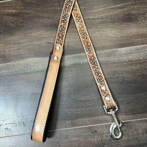 2025, venta superior de lujo, correa de perro de cuero mecanizada a mano duradera para caminar, entrenamiento personalizado de alta resistencia, correas de cuero de vaca para mascotas y perros - Product Image 5