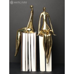 Estatua de Latón Hecha a Mano en India, Figura de Pareja Sentada, Modelo DDC718, Hecho en India - Product Image 4