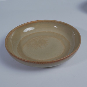 Plato de Cerámica Ecológico Color Celadón Beige, Plato Redondo para Servir, para Restaurante o Comedor en Casa - Product Image 4