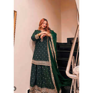 Hermosa Top-Lehenga y Dupatta con Secuencia de bordado Trabajo Ropa regional Premium - Product Image 6