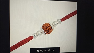 Rakhi Rudraksha pour frère avec casquettes florales et perles, unisexe, en argent sterling 925, marque Seaila, cadeau Hindism Raksha Bandhan - Product Image 3