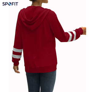 Sweat-shirts à capuche personnalisés écologiques et respirants, style streetwear, vente en gros, design imprimé sur tissu pour hommes et femmes - Product Image 5