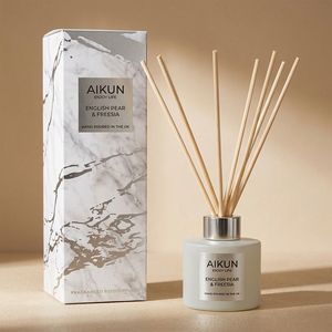 Aikun Small Batch Orders 100ml English Pear And Freesia Reed <b>Diffuser</b> Set <b>With</b> Matte White Glass Bottle Silver Label For Shops - Product Image 1