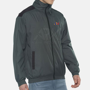 Veste coupe-vent d'hiver à coupe ajustée avec des options de couleurs tendance et une construction durable, veste coupe-vent à séchage rapide - Product Image 5
