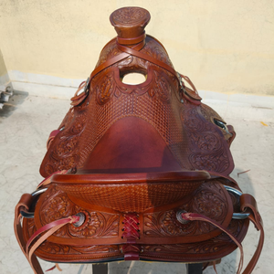 Selle de cheval de qualité supérieure |   Selle Western en cuir de bonne qualité pour cheval avec accessoires en acier inoxydable |   Équipement d'équitation durable |   Édition 2026 - Product Image 5