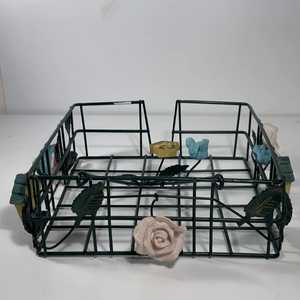 Porte-serviettes décoratif en métal sur le thème des oiseaux, 7,5 pouces - Product Image 1