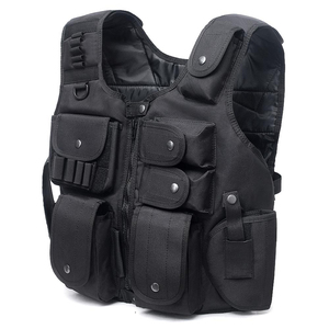 Gilet lesté réglable de qualité supérieure offrant une fermeture sécurisée, un port confortable et une conception flexible pour l'entraînement en force et le cardio. - Product Image 3
