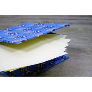 Boîte à glissière imprimée tendance à motifs floraux avec boîte en papier kraft imprimée à la main, petite boîte à glissière en papier imprimé personnalisée - Product Image 3
