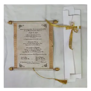 הודי מותאם אישית שנהב הזמנות גלילה עם תיבת תחרה אידיאלי לשימוש על ידי מעצבי הזמנה לחתונה עבור חוזרת