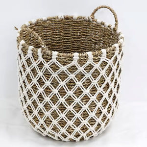ตะกร้าหวายสานสวยงามจากธรรมชาติ ผลิตจากผักตบชวา ใช้จัดเก็บของในบ้าน ขายส่ง น้ำหนักเบา ทนทาน ผลิตในเวียดนาม - Product Image 4
