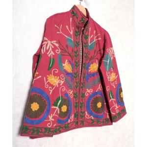 Veste en coton bohème faite à la main pour femmes, broderie Suzani, manteau ethnique - Product Image 4