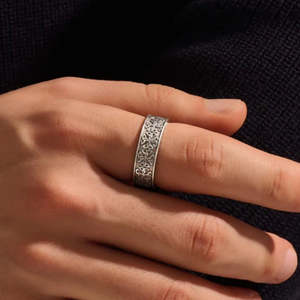 Bague pour homme en argent Hallmark, style celtique, plaquée rhodium, bague de fiançailles décontractée - Product Image 2
