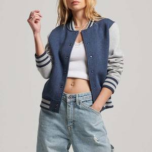 Veste varsity réversible matelassée en toile respirante coupe-vent pour femme avec logo sur le devant, manches longues, coupe régulière, col rabattable - Product Image 4