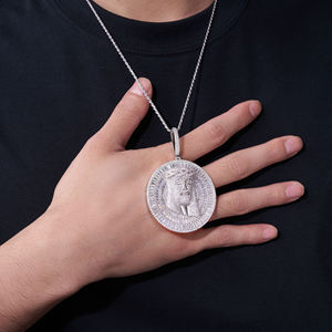 Colgante de Moissanita Iced Out de Plata para Joyería de Moda, Estilo Hip Hop y Rapper - Product Image 2