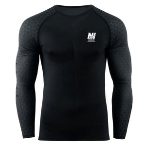 Fitness Wear Breathable Men Seamless <b>Compression</b> <b>Shirts</b> Hot Sale Light Weight Men Seamless <b>Compression</b> <b>Shirts</b> - Product Image 1