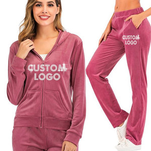 Ensemble de survêtement streetwear personnalisé pour femme, rouge uni, sweat à capuche zippé et pantalon, décontracté, en polaire, pour l'hiver - Product Image 1