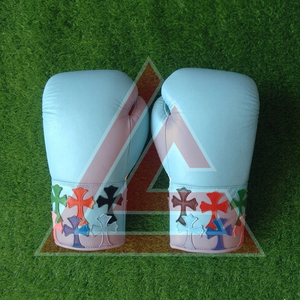 Gants de sparring en cuir de vachette personnalisables de 6 oz, 8 oz, 10 oz, 12 oz, 14 oz, 16 oz pour l'entraînement au kickboxing et au thaïlandais - Product Image 3