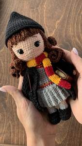 Jouet en peluche en laine crochetée à la main personnalisé, amigurumi - Product Image 2