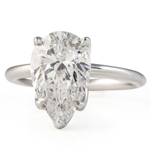 แหวนเพชรทรงลูกแพร์ 3.22 กะรัต ประดับดอกบัว ตัวเรือนทองคำขาวชุบโรเดียม สำหรับงานหมั้นและวันครบรอบ - Product Image 3
