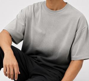 Camiseta de algodón de manga corta con cuello redondo y diseño degradado para hombre, estilo casual, transpirable, de punto, diseño liso, MOQ bajo - Product Image 6