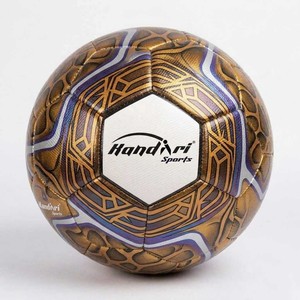 Balón de Fútbol Kandari Sports Talla 5, Resistente y Ligero, para Entrenamiento en Interiores/Exteriores, con Diseño Rojo, Negro y Dorado - Product Image 4