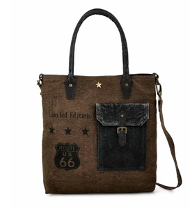 Sac bandoulière messager vintage en toile noire, imperméable et léger, pour homme, grande taille, compatible ordinateur portable - Product Image 1