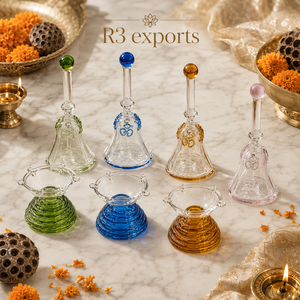 Juego de Regalo Devocional con Campana de Vidrio Redonda Hecha a Mano y Lámpara de Aceite Diya R3BD01 - Product Image 1